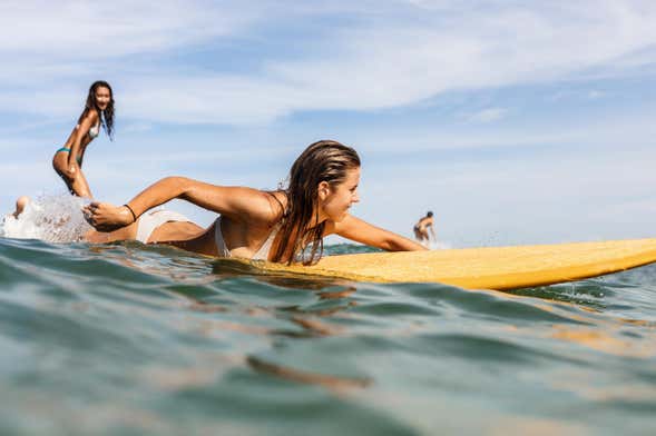 Curso de surf en Caleta de Famara