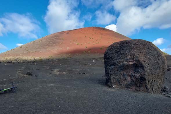 Tour en bicicleta por el Parque Natural de los Volcanes