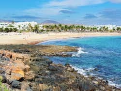 Rocas de la playa de Las Cucharas
